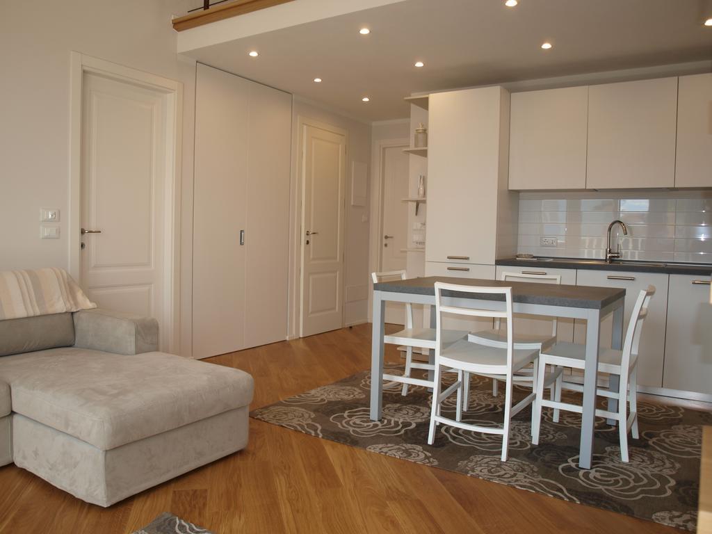 Il Pontile Holidays Apartment Marina di Pietrasanta Kamer foto